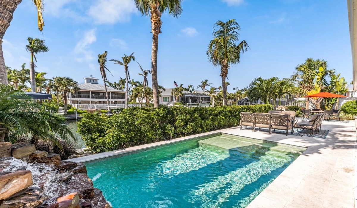209 WATERWAYS AVENUE, BOCA GRANDE, Florida 33921, 3 Bedrooms Bedrooms, 0 ,2 BathroomsBathrooms,Residential,Sold,WATERWAYS,0,D6130228