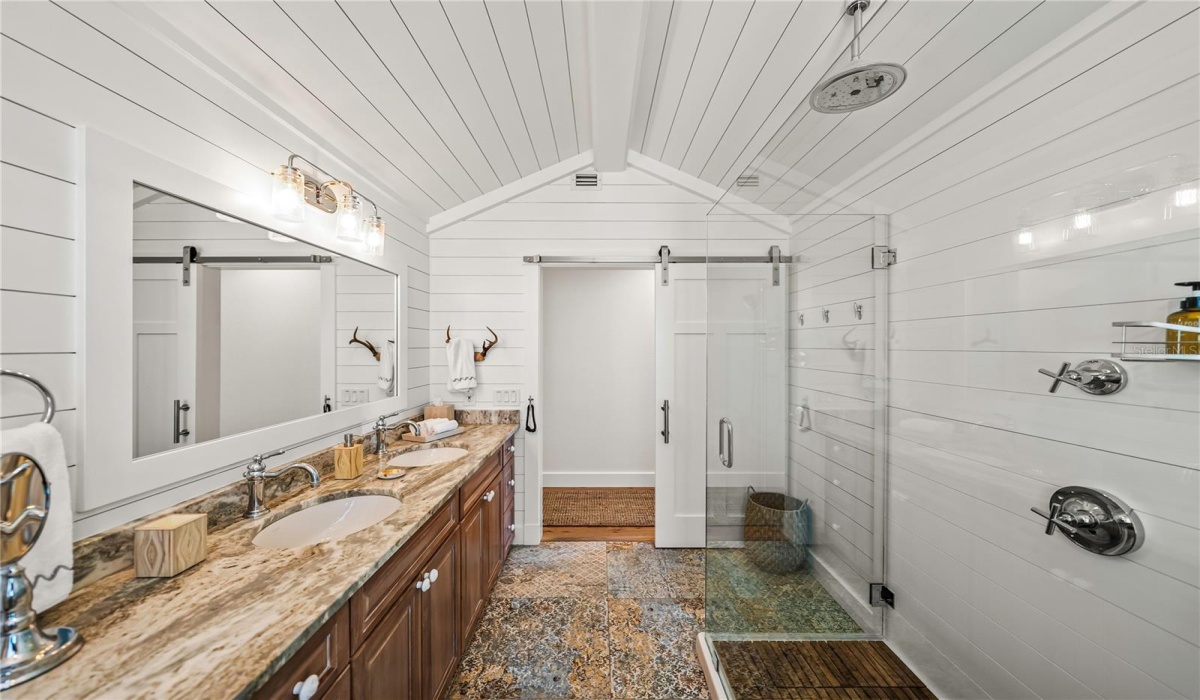 255 WHEELER ROAD, BOCA GRANDE, Florida 33921, 5 Bedrooms Bedrooms, 0 ,3 BathroomsBathrooms,Residential,Sold,WHEELER,0,D6130524