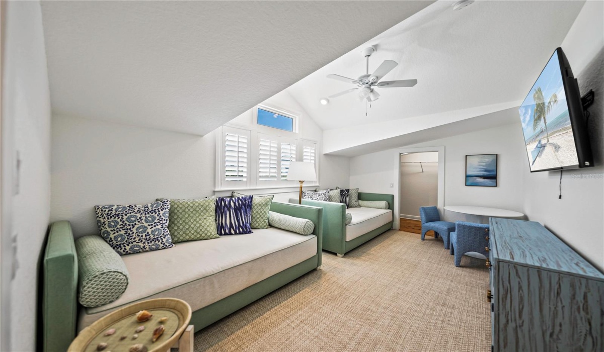 255 WHEELER ROAD, BOCA GRANDE, Florida 33921, 5 Bedrooms Bedrooms, 0 ,3 BathroomsBathrooms,Residential,Sold,WHEELER,0,D6130524