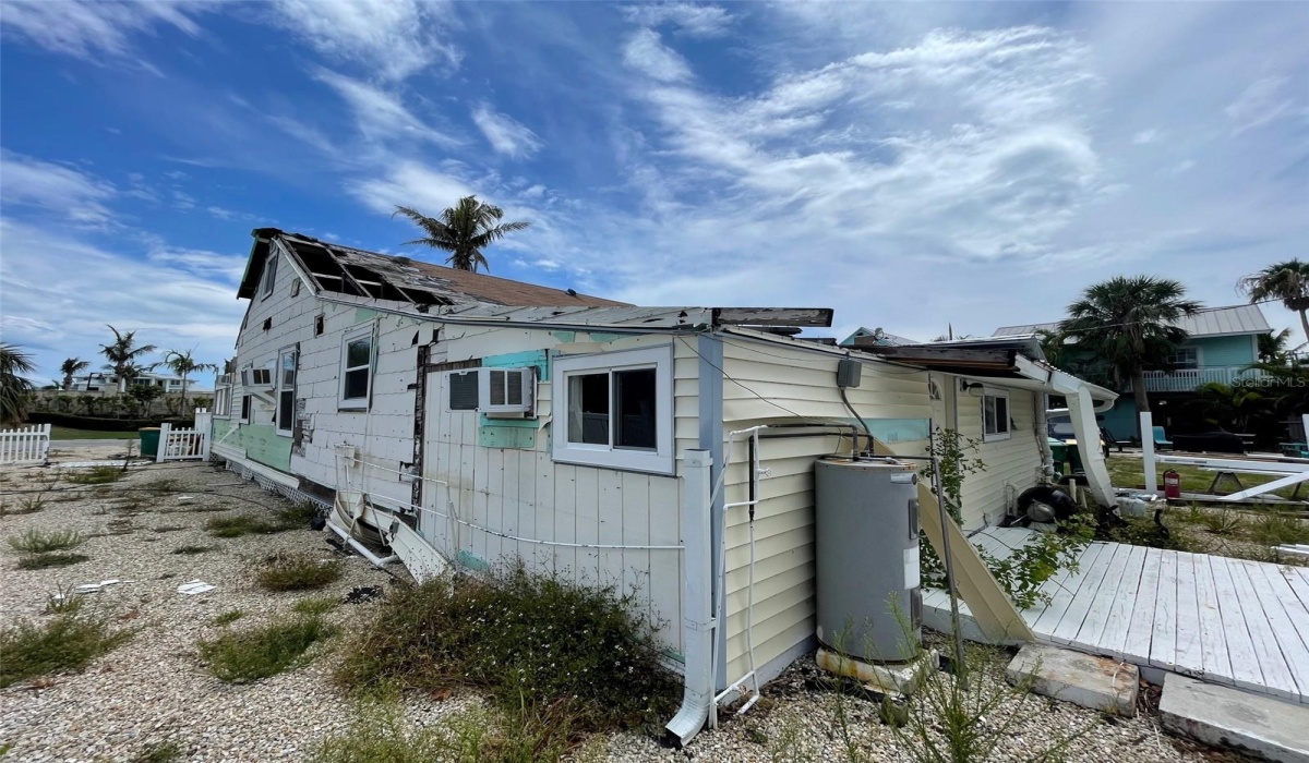 Right side of home post Hurricane Ian