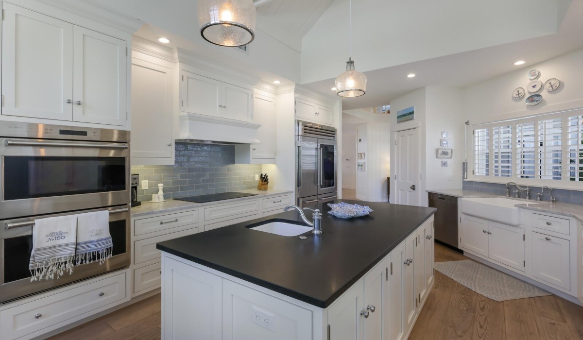 150 CARRICK BEND LANE, BOCA GRANDE, Florida 33921, 3 Bedrooms Bedrooms, 0 ,3 BathroomsBathrooms,Residential,Sold,CARRICK BEND,0,D6132143