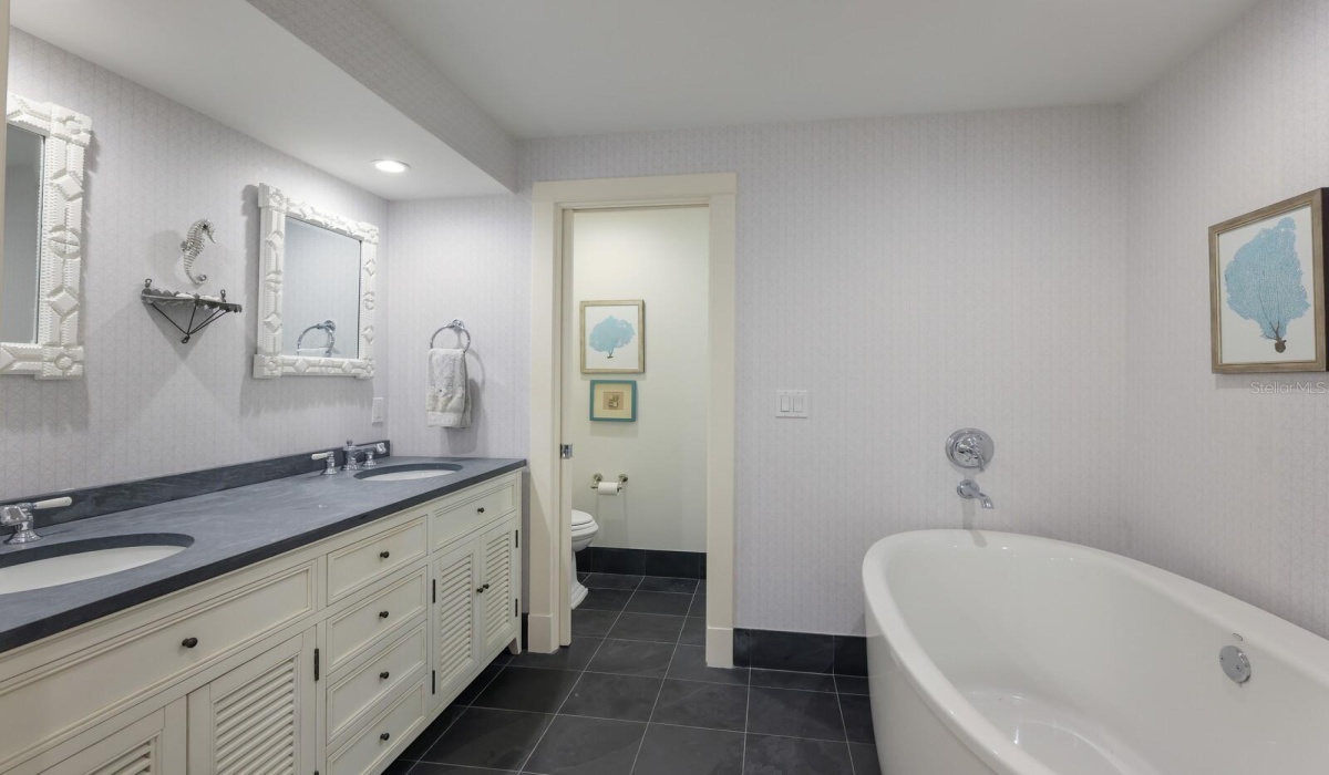 150 CARRICK BEND LANE, BOCA GRANDE, Florida 33921, 3 Bedrooms Bedrooms, 0 ,3 BathroomsBathrooms,Residential,Sold,CARRICK BEND,0,D6132143