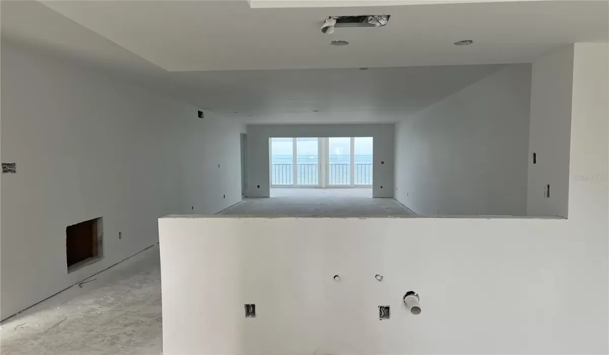 The kitchen to the water...