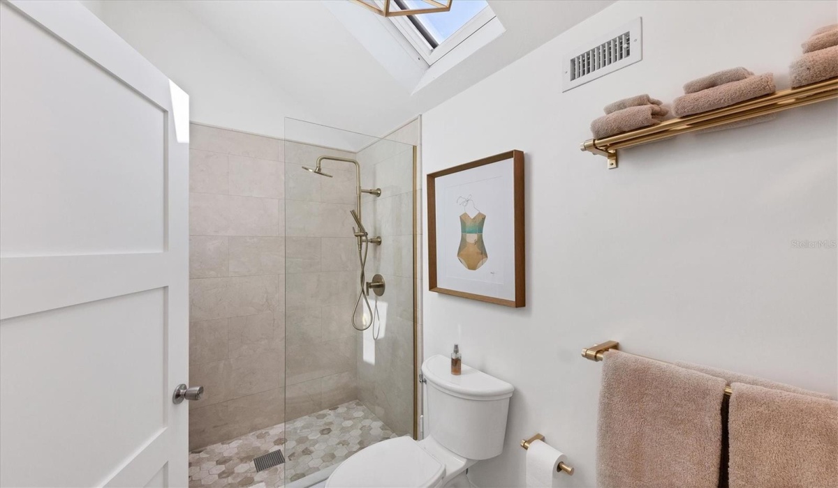 204 WATERWAYS AVENUE, BOCA GRANDE, Florida 33921, 4 Bedrooms Bedrooms, 0 ,3 BathroomsBathrooms,Residential,Sold,WATERWAYS,0,D6132350