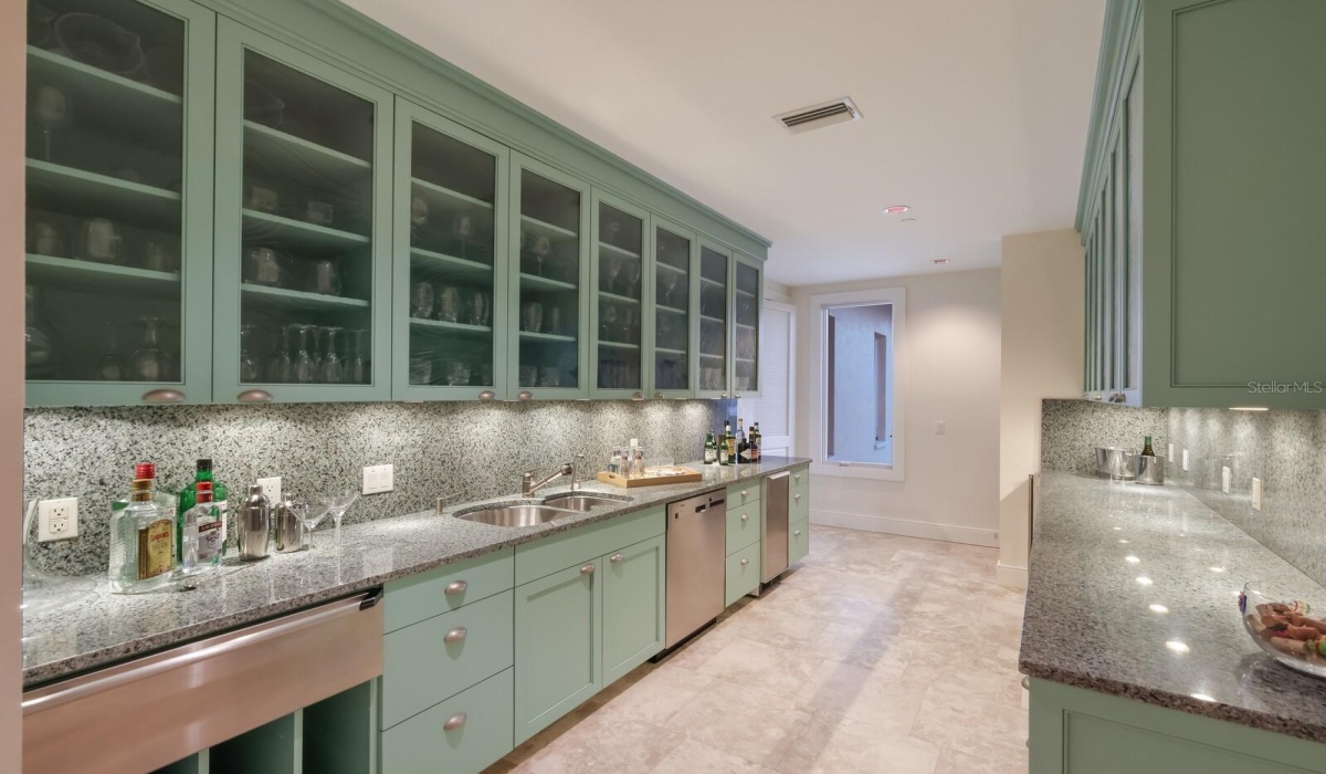 Butler's Pantry
