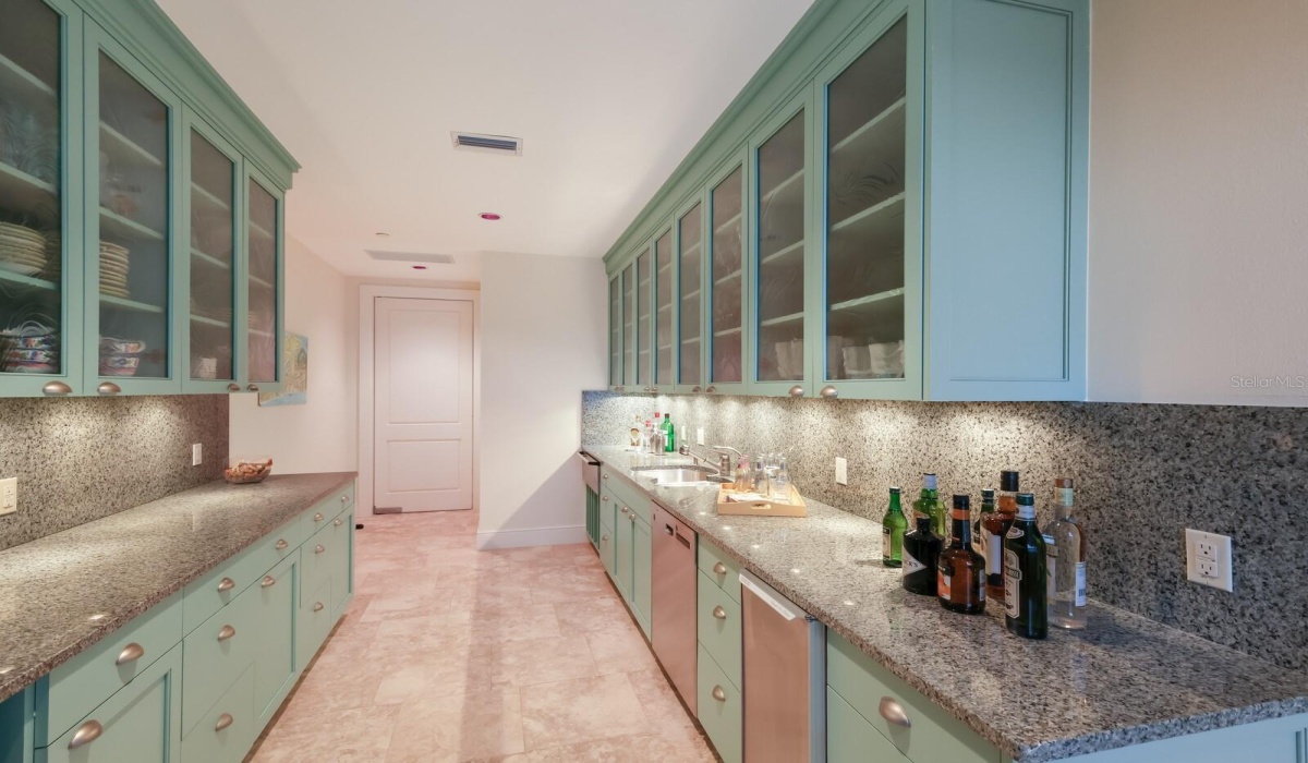 Butler's Pantry