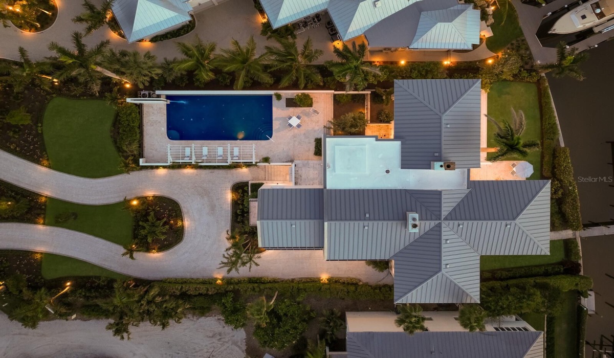 1611 GASPAR DRIVE, BOCA GRANDE, Florida 33921, 4 Bedrooms Bedrooms, 0 ,4 BathroomsBathrooms,Residential,Sold,GASPAR,0,D6132757