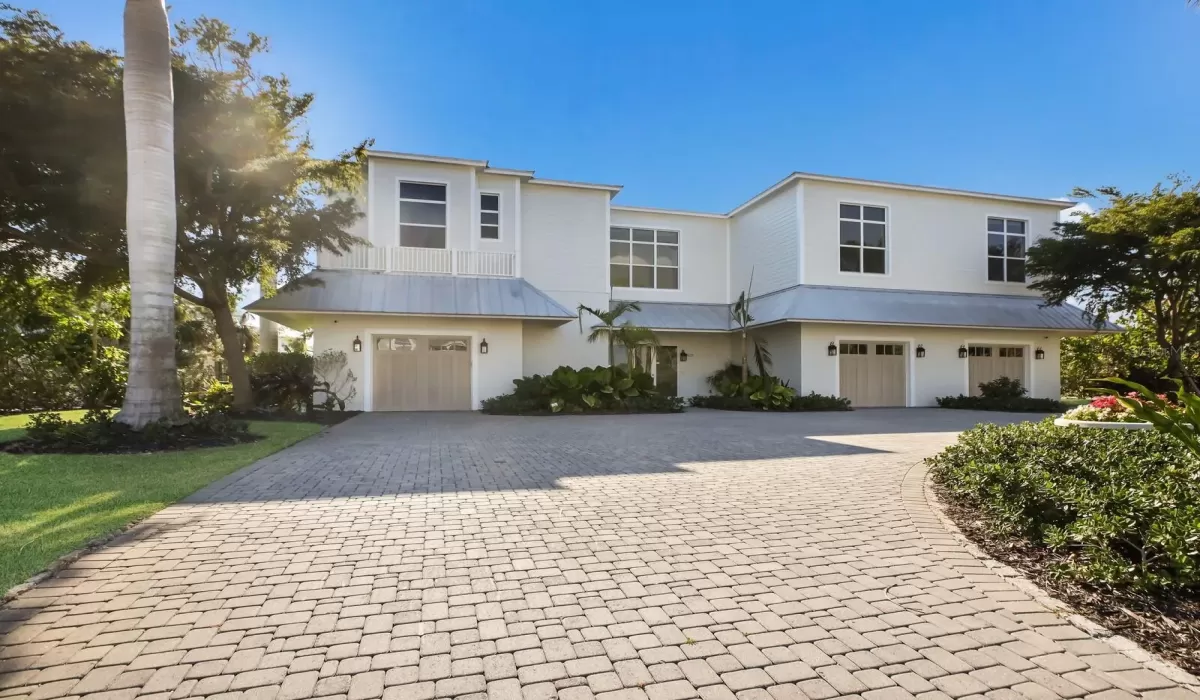 16121 SUNSET PINES CIRCLE, BOCA GRANDE, Florida 33921, 4 Bedrooms Bedrooms, 0 ,5 BathroomsBathrooms,Residential,Sold,SUNSET PINES,0,D6132640