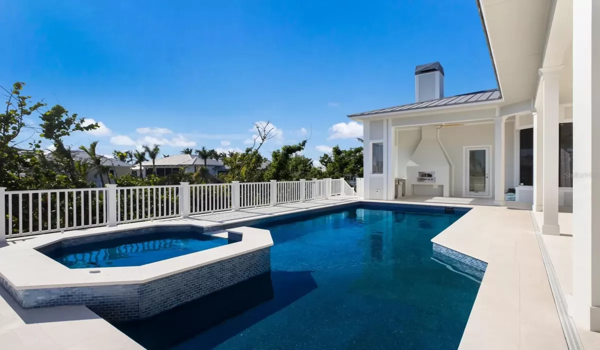 16121 SUNSET PINES CIRCLE, BOCA GRANDE, Florida 33921, 4 Bedrooms Bedrooms, 0 ,5 BathroomsBathrooms,Residential,Sold,SUNSET PINES,0,D6132640