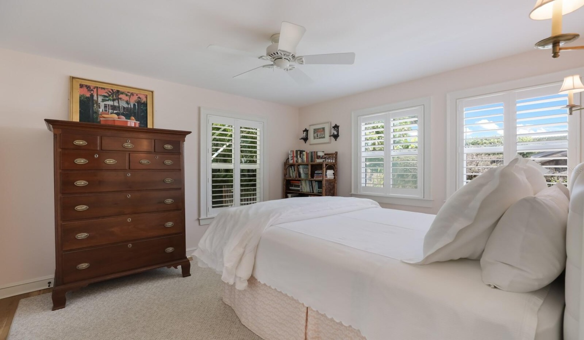 361 3RD STREET, BOCA GRANDE, Florida 33921, 3 Bedrooms Bedrooms, 0 ,2 BathroomsBathrooms,Residential,Sold,3RD,0,D6133107