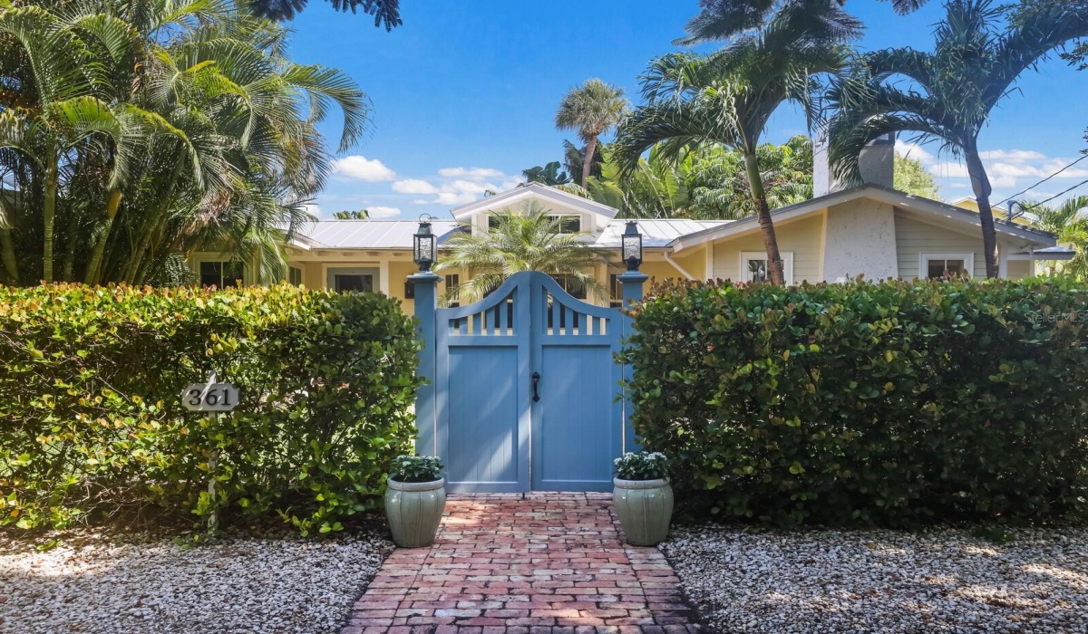 361 3RD STREET, BOCA GRANDE, Florida 33921, 3 Bedrooms Bedrooms, 0 ,2 BathroomsBathrooms,Residential,Sold,3RD,0,D6133107