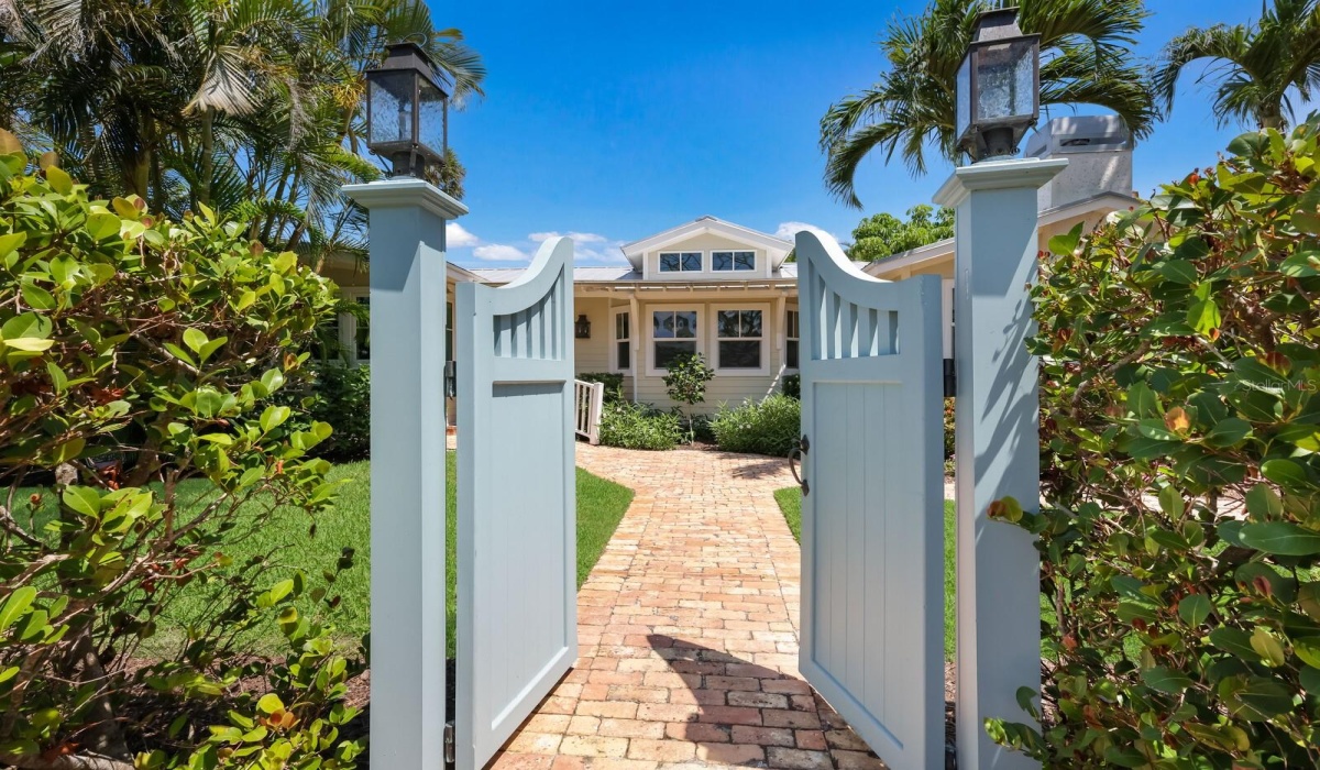 361 3RD STREET, BOCA GRANDE, Florida 33921, 3 Bedrooms Bedrooms, 0 ,2 BathroomsBathrooms,Residential,Sold,3RD,0,D6133107