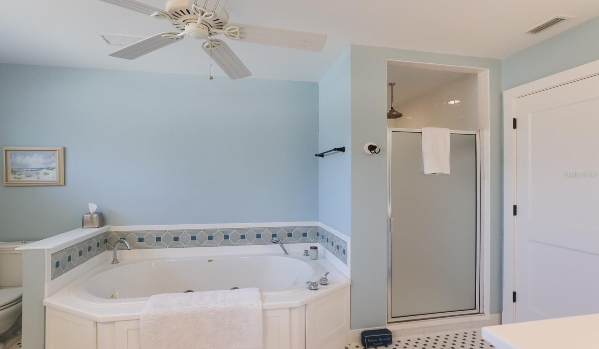 6 PEEKINS COVE DRIVE, BOCA GRANDE, Florida 33921, 6 Bedrooms Bedrooms, 0 ,6 BathroomsBathrooms,Residential,Sold,PEEKINS COVE,0,D6133229