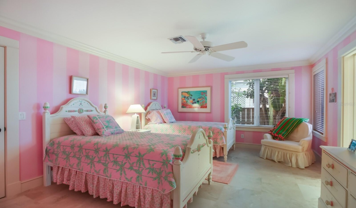 1648 TREASURE LANE, BOCA GRANDE, Florida 33921, 6 Bedrooms Bedrooms, ,6 BathroomsBathrooms,Residential,Sold,TREASURE,MFRD6133333