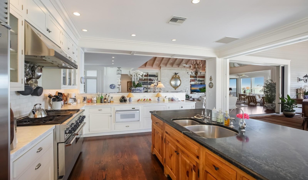 1648 TREASURE LANE, BOCA GRANDE, Florida 33921, 6 Bedrooms Bedrooms, 0 ,6 BathroomsBathrooms,Residential,Sold,TREASURE,0,D6133333
