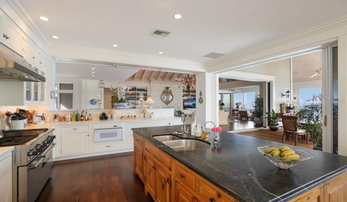 1648 TREASURE LANE, BOCA GRANDE, Florida 33921, 6 Bedrooms Bedrooms, 0 ,6 BathroomsBathrooms,Residential,Sold,TREASURE,0,D6133333