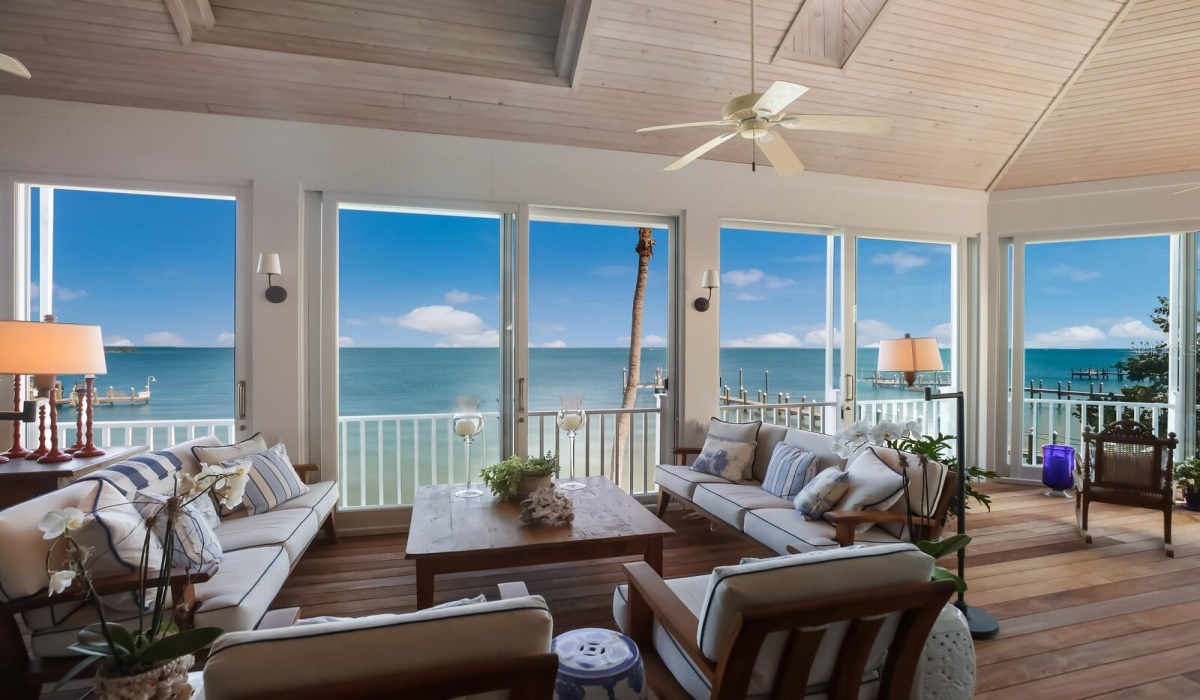 1648 TREASURE LANE, BOCA GRANDE, Florida 33921, 6 Bedrooms Bedrooms, 0 ,6 BathroomsBathrooms,Residential,Sold,TREASURE,0,D6133333