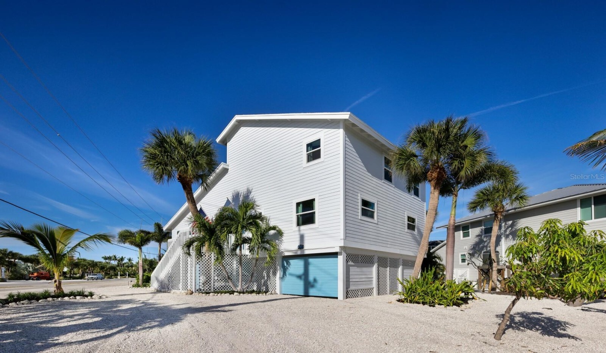 401 LAFITTE STREET, BOCA GRANDE, Florida 33921, 3 Bedrooms Bedrooms, 0 ,2 BathroomsBathrooms,Residential,Sold,LAFITTE,0,D6133571