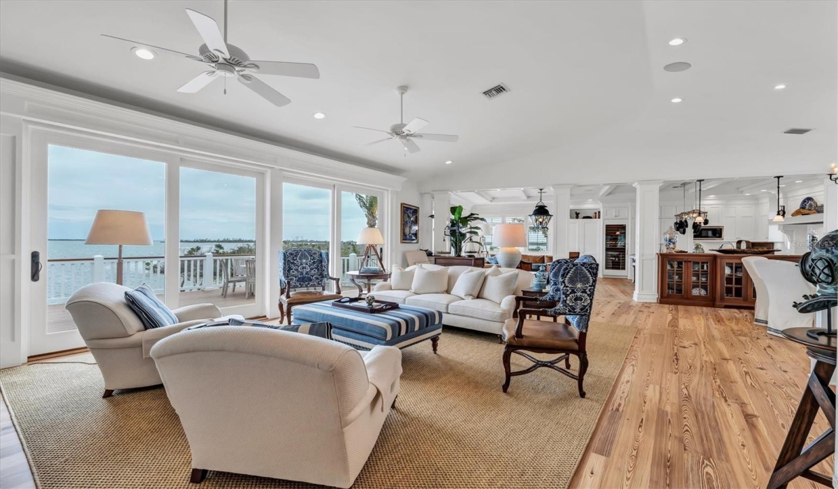 Large Living Areas!