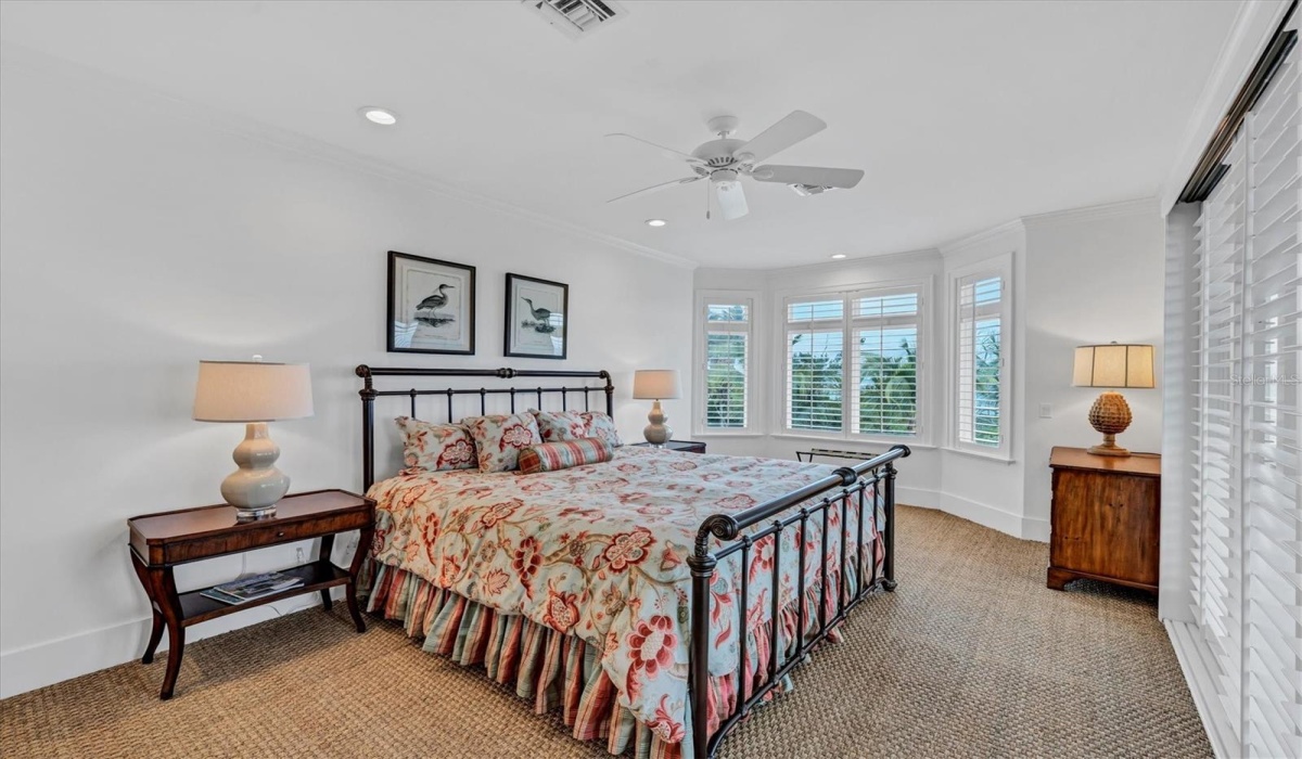 Guest Bedroom with Water Views and an En-Suite Bathroom!