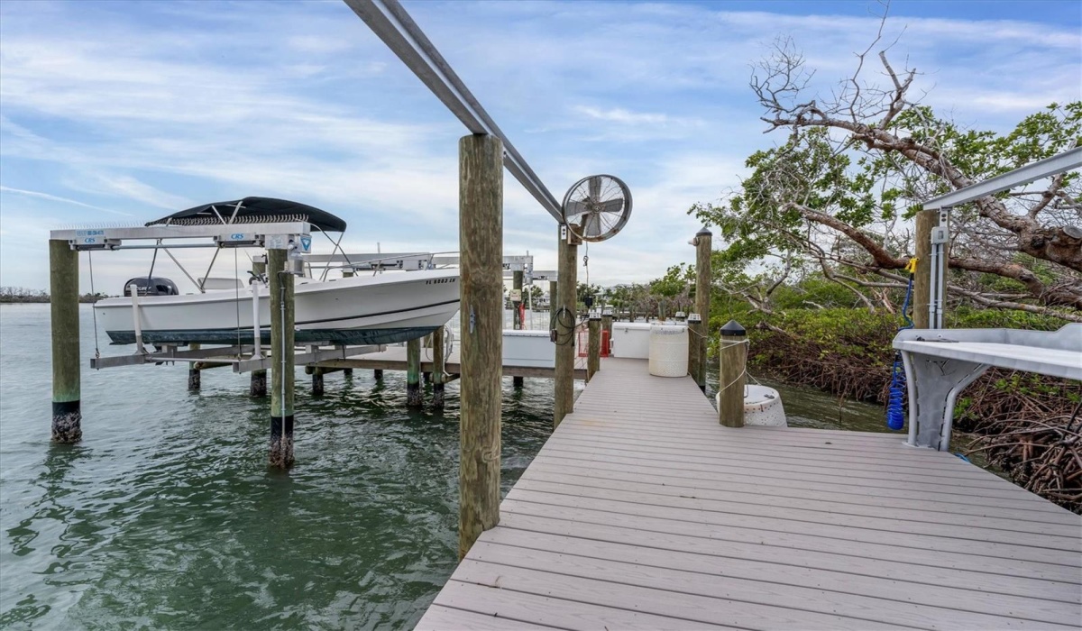 4120 SNAIL ISLAND COURT, BOCA GRANDE, Florida 33921, 5 Bedrooms Bedrooms, 0 ,3 BathroomsBathrooms,Residential,Sold,SNAIL ISLAND,0,D6133862