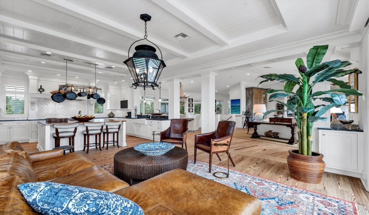 Open Floor Plan!