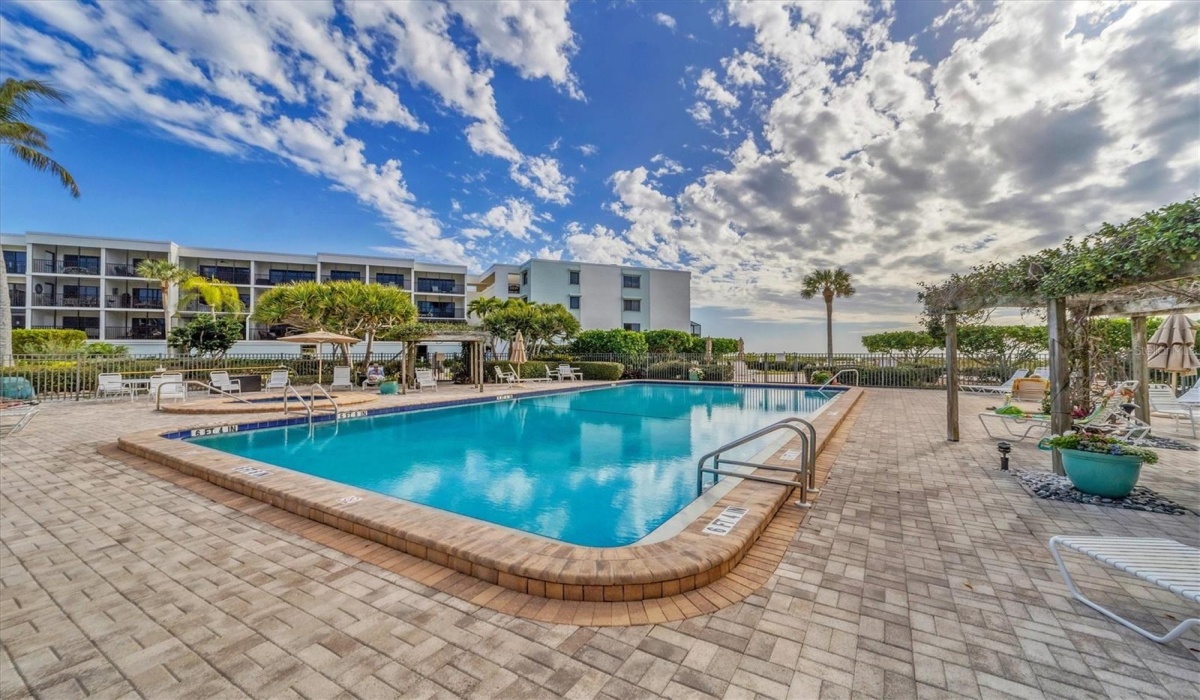 5700 GULF SHORES DRIVE, BOCA GRANDE, Florida 33921, 2 Bedrooms Bedrooms, 0 ,2 BathroomsBathrooms,Residential,Sold,GULF SHORES,0,D6134345