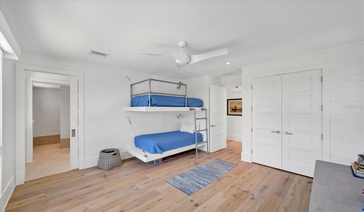 Guest Bedroom #3