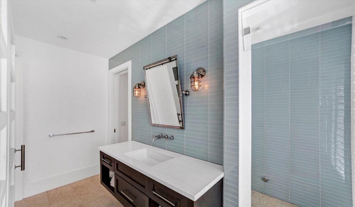 Guest Bathroom #5