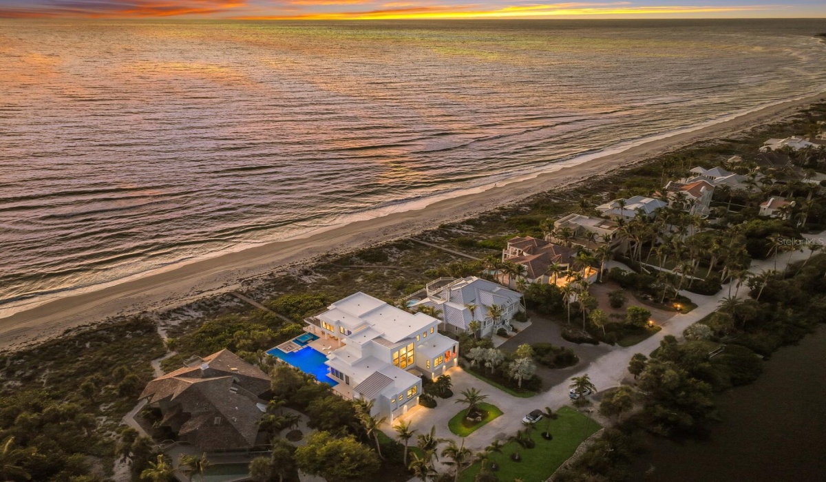 4511 SHORE LANE, BOCA GRANDE, Florida 33921, 8 Bedrooms Bedrooms, 0 ,6 BathroomsBathrooms,Residential,Sold,SHORE,0,D6134421