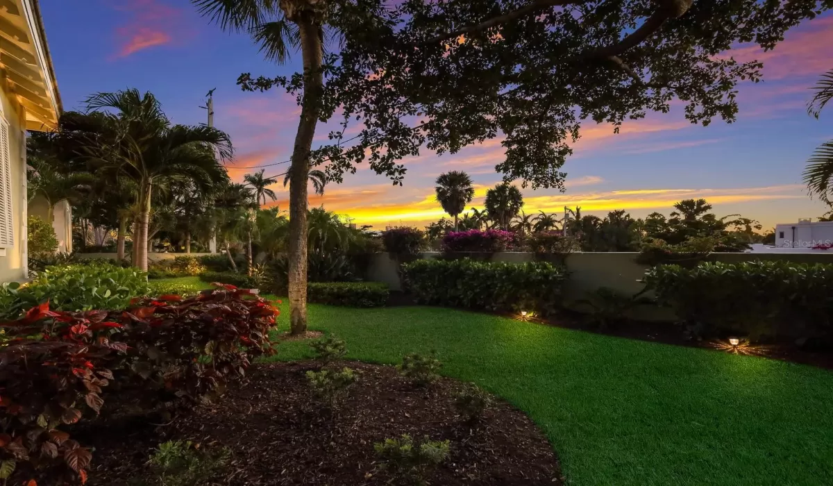 1050 RAILROAD AVENUE, BOCA GRANDE, Florida 33921, 3 Bedrooms Bedrooms, 0 ,3 BathroomsBathrooms,Residential,Sold,RAILROAD,0,D6135607