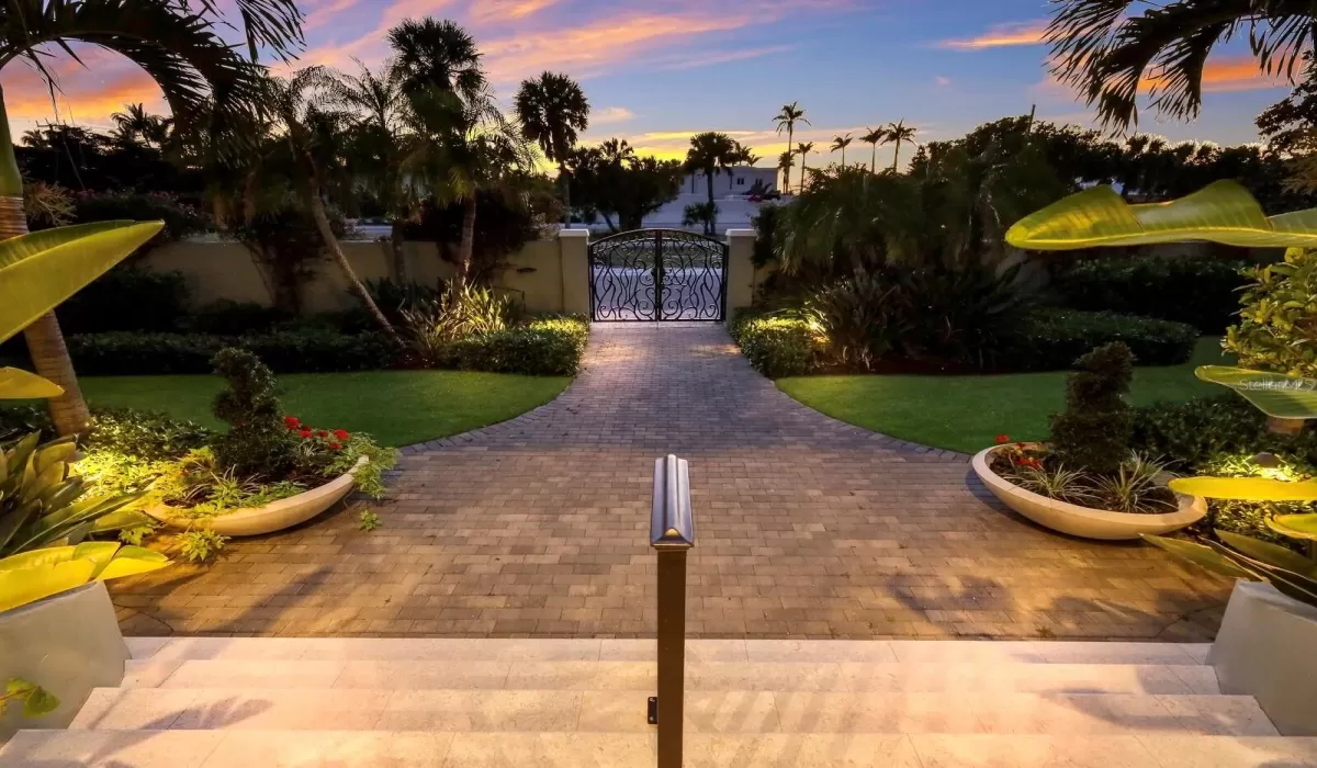 1050 RAILROAD AVENUE, BOCA GRANDE, Florida 33921, 3 Bedrooms Bedrooms, 0 ,3 BathroomsBathrooms,Residential,Sold,RAILROAD,0,D6135607