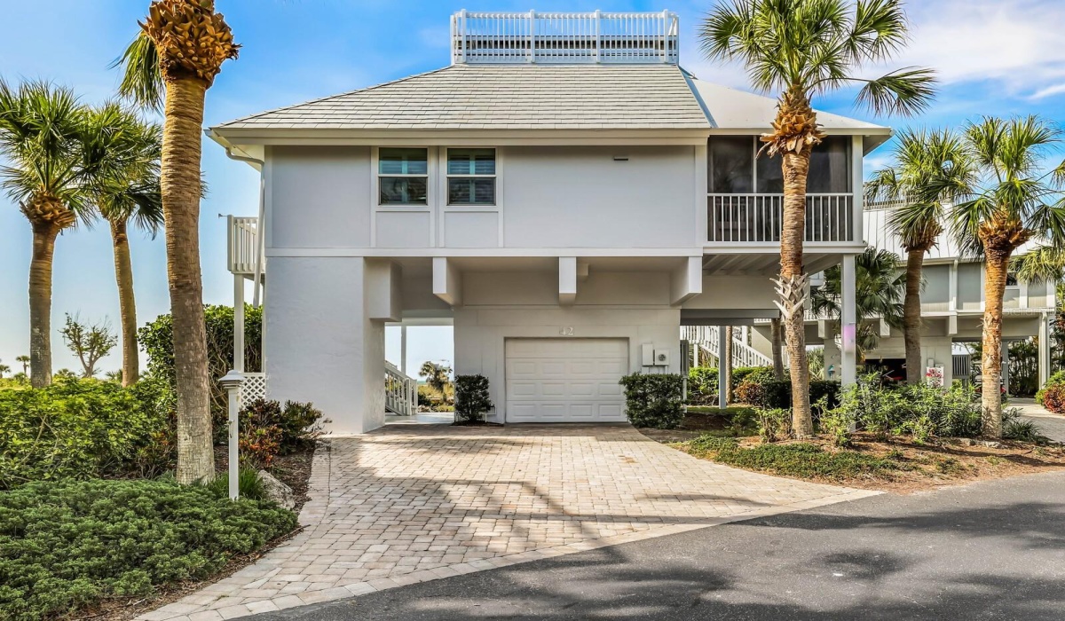 3 Bedrooms Bedrooms, 0 ,3 BathroomsBathrooms,Residential,Sold,0,D6129578
