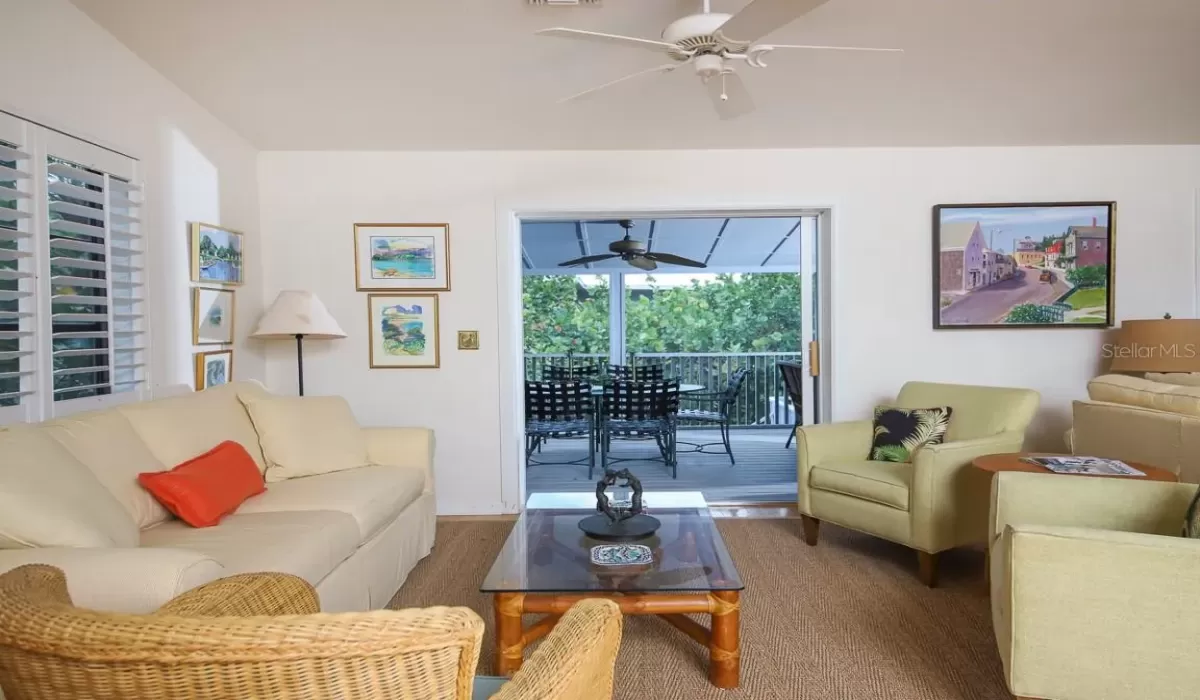 4 Bedrooms Bedrooms, 0 ,3 BathroomsBathrooms,Residential Lease,For Sale,0,D6130783