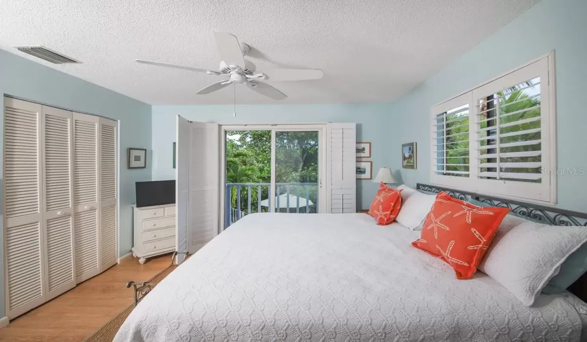 4 Bedrooms Bedrooms, 0 ,3 BathroomsBathrooms,Residential Lease,For Sale,0,D6130783