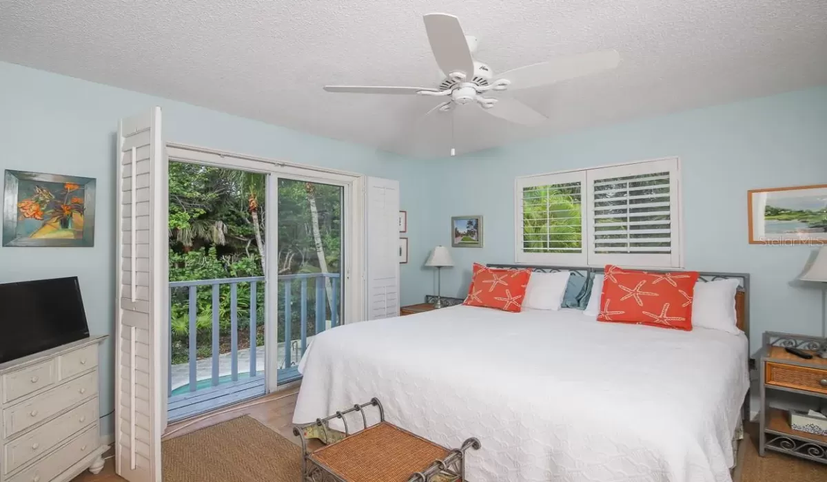 4 Bedrooms Bedrooms, 0 ,3 BathroomsBathrooms,Residential Lease,For Sale,0,D6130783