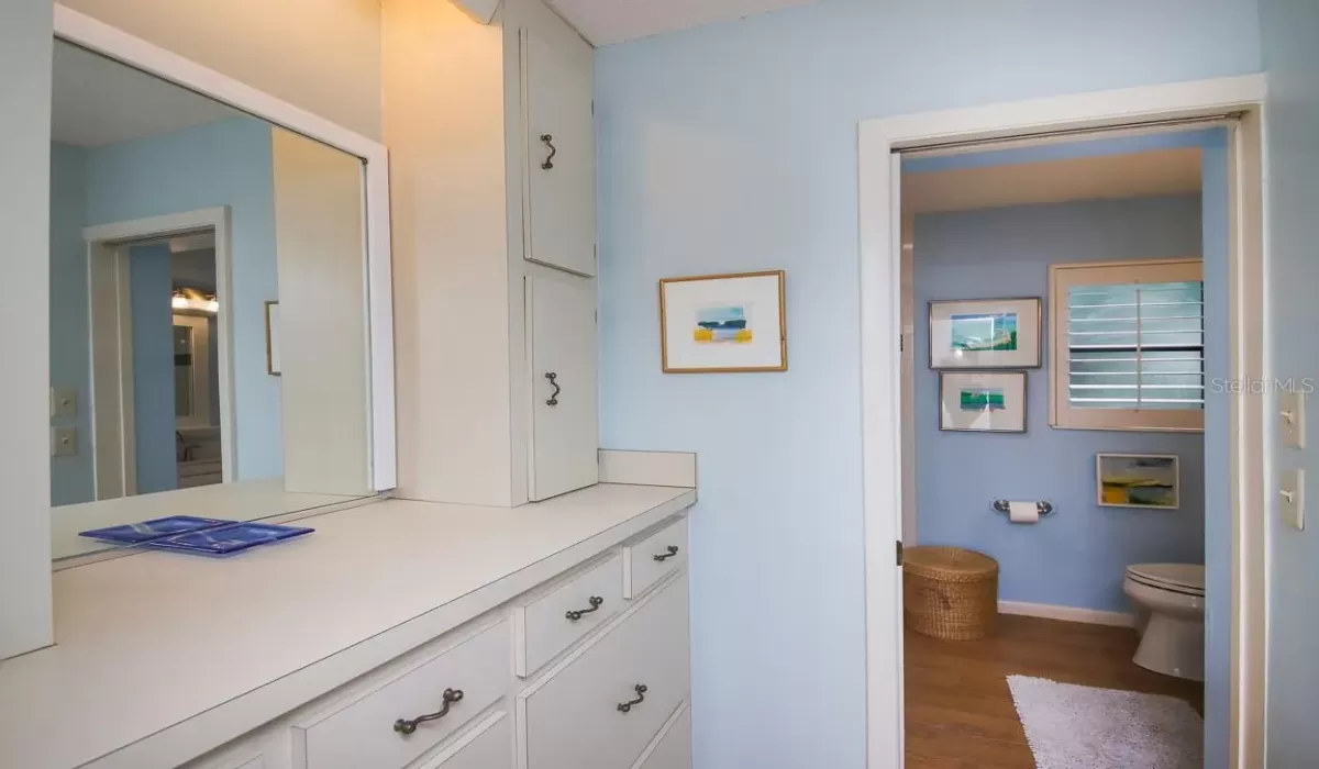 4 Bedrooms Bedrooms, 0 ,3 BathroomsBathrooms,Residential Lease,For Sale,0,D6130783