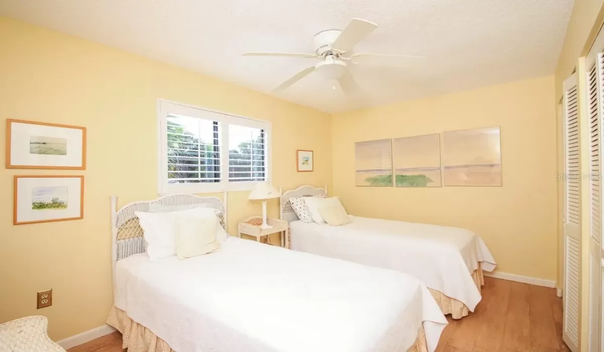 4 Bedrooms Bedrooms, 0 ,3 BathroomsBathrooms,Residential Lease,For Sale,0,D6130783