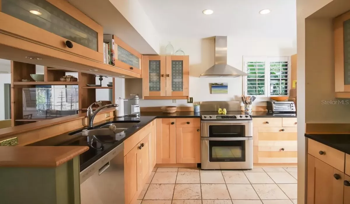 4 Bedrooms Bedrooms, 0 ,3 BathroomsBathrooms,Residential Lease,For Sale,0,D6130783