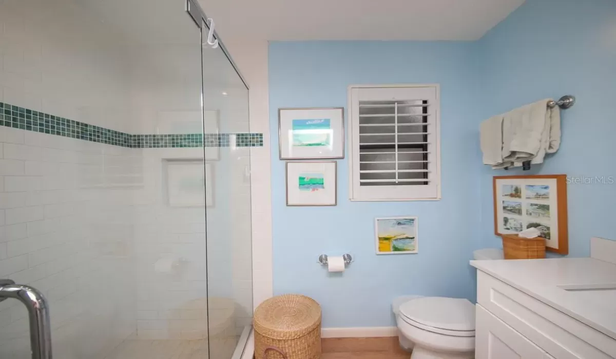 4 Bedrooms Bedrooms, 0 ,3 BathroomsBathrooms,Residential Lease,For Sale,0,D6130783