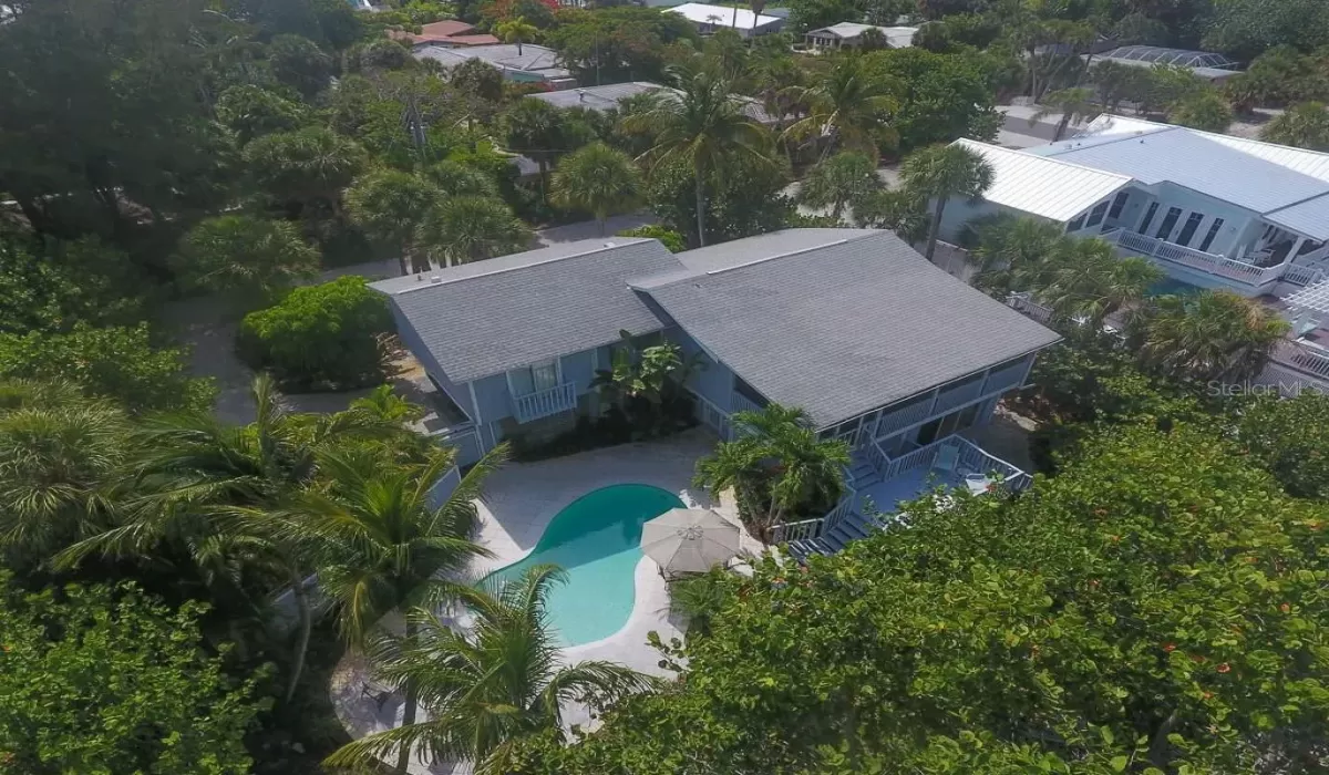 4 Bedrooms Bedrooms, 0 ,3 BathroomsBathrooms,Residential Lease,For Sale,0,D6130783