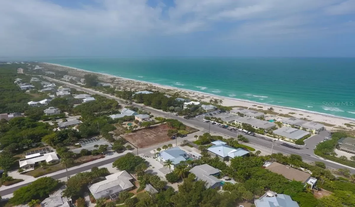 4 Bedrooms Bedrooms, 0 ,3 BathroomsBathrooms,Residential Lease,For Sale,0,D6130783