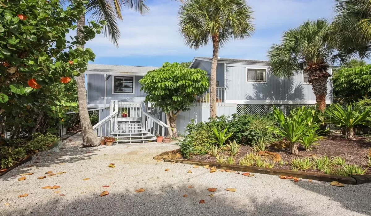 4 Bedrooms Bedrooms, 0 ,3 BathroomsBathrooms,Residential Lease,For Sale,0,D6130783