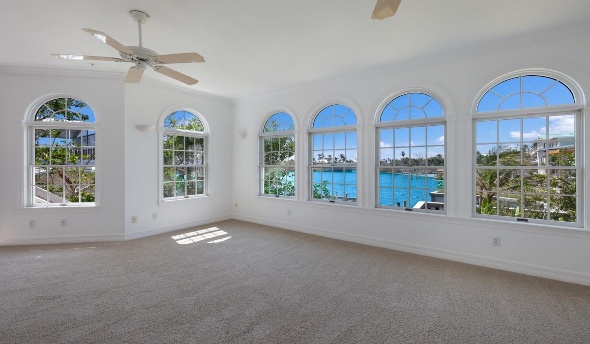 3 Bedrooms Bedrooms, 0 ,3 BathroomsBathrooms,Residential,Sold,0,D6127627