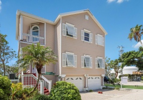 3 Bedrooms Bedrooms, 0 ,3 BathroomsBathrooms,Residential,Sold,0,D6127627