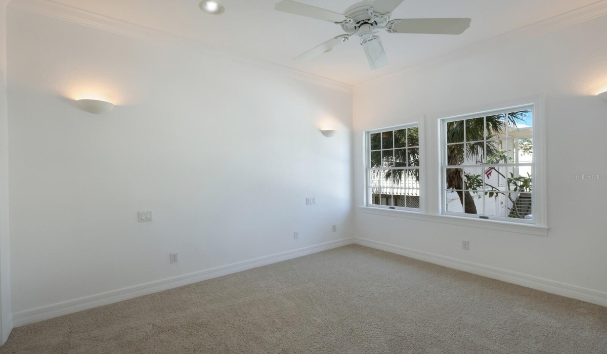 3 Bedrooms Bedrooms, 0 ,3 BathroomsBathrooms,Residential,Sold,0,D6127627