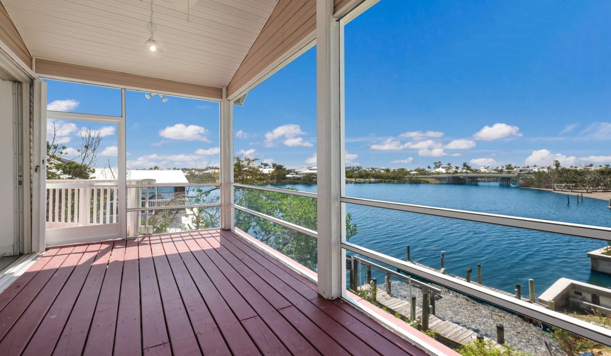 3 Bedrooms Bedrooms, 0 ,3 BathroomsBathrooms,Residential,Sold,0,D6127627