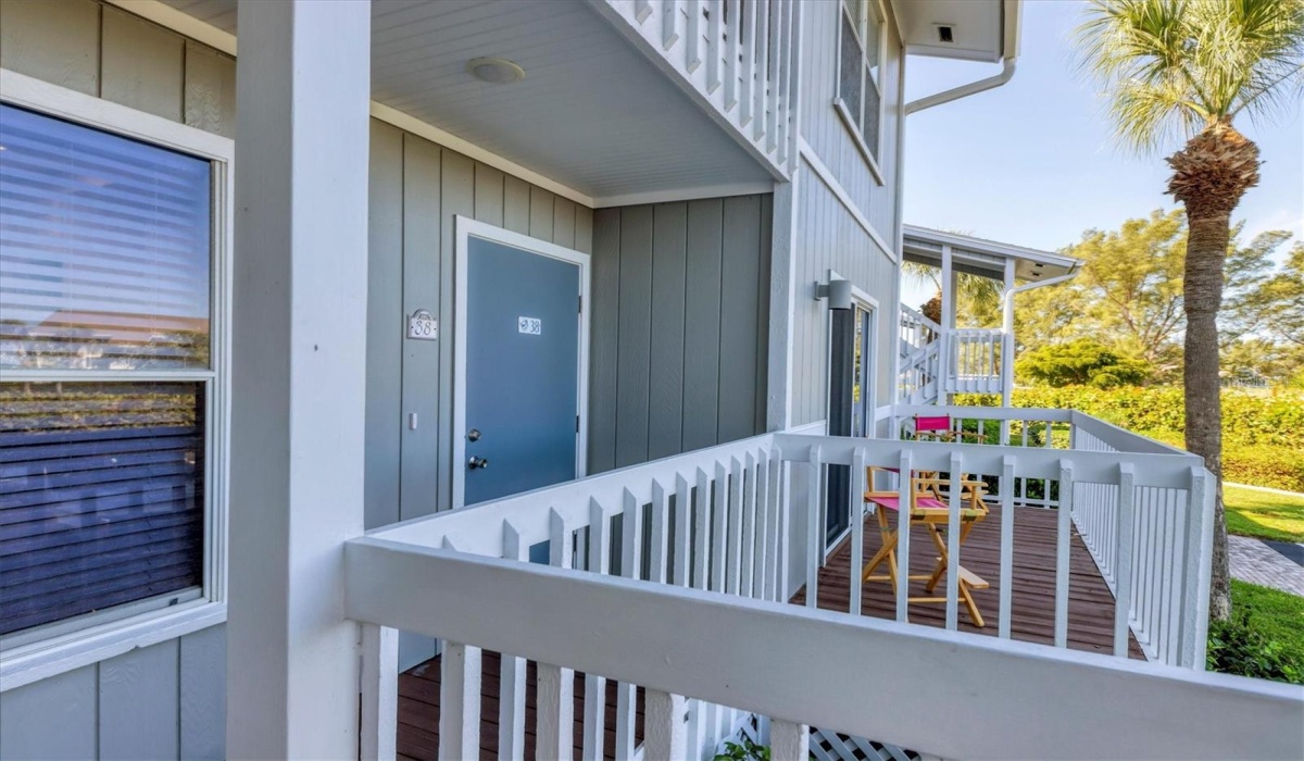 2 Bedrooms Bedrooms, 0 ,2 BathroomsBathrooms,Residential,Sold,0,D6126561
