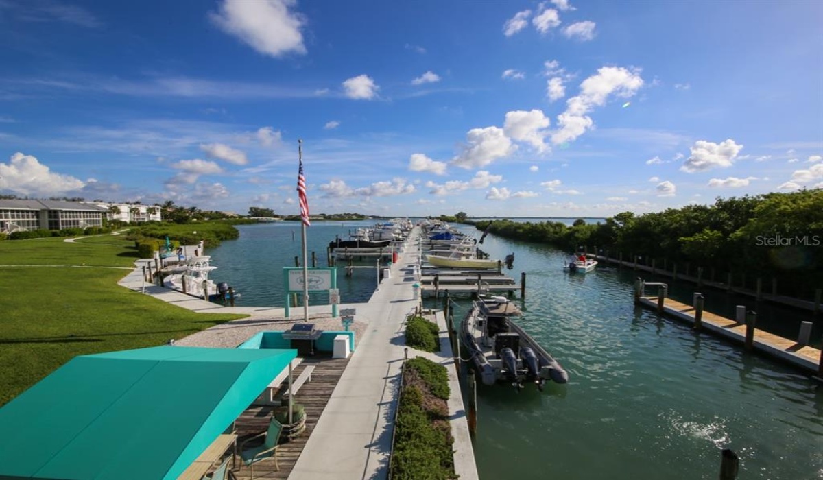 0 , 0 ,0,Residential,Sold,0,D6128222