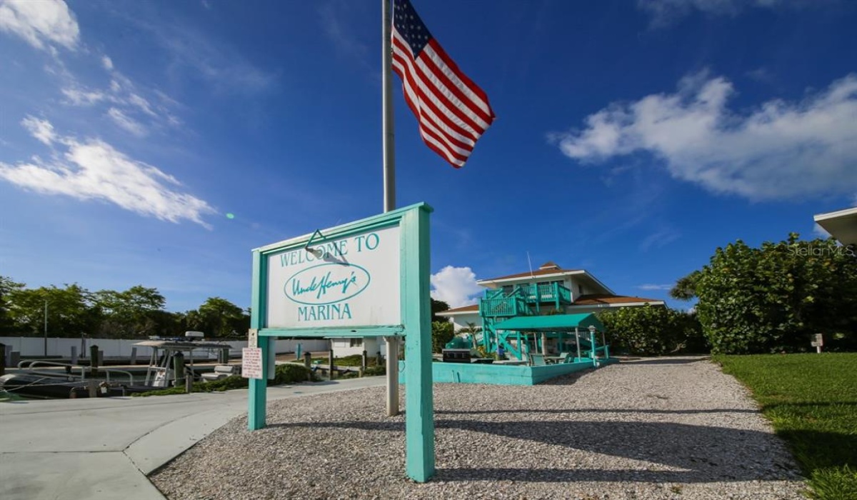 0 , 0 ,0,Residential,Sold,0,D6128222